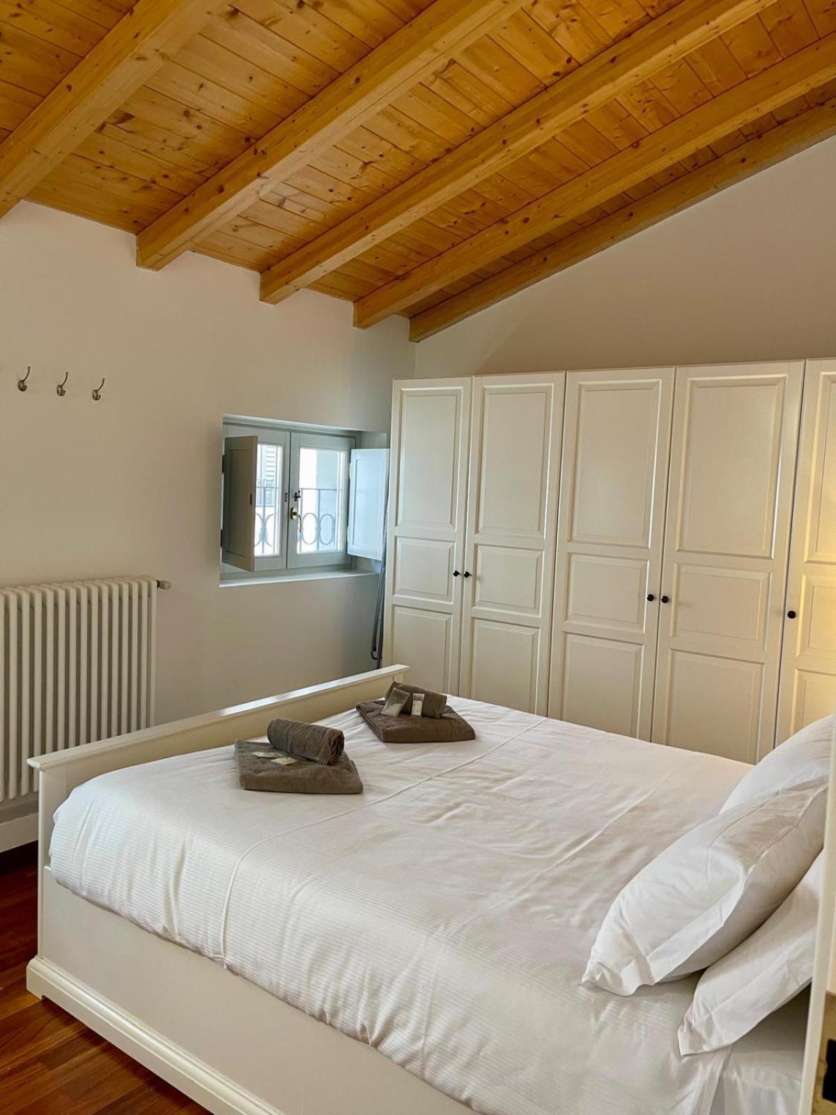 Calicantus Apartments Atena Como Kültér fotó