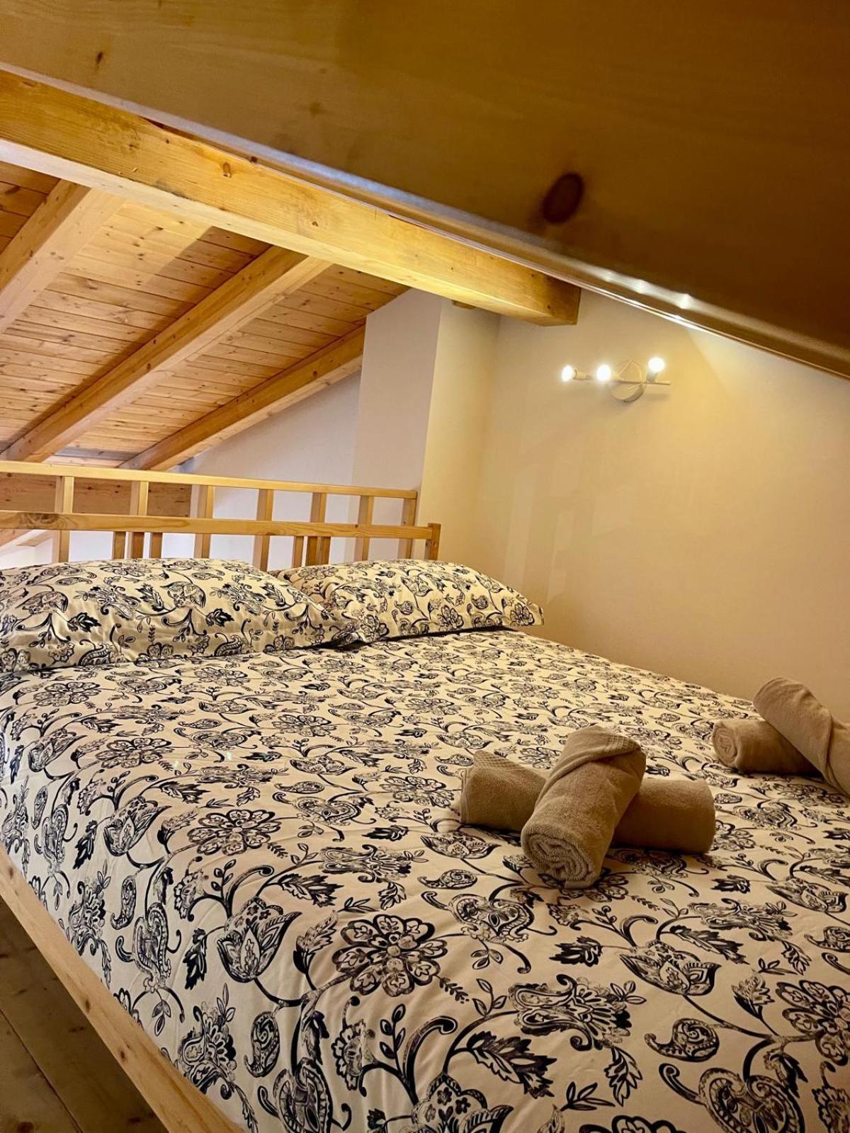Calicantus Apartments Atena Como Kültér fotó